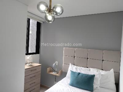 Apartamento de 3 alcobas en arriendo en Altos Del Poblado, Medellín, 78 m² · foto 14 de 18