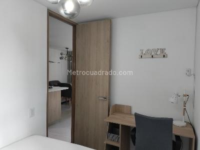 Apartamento de 3 alcobas en arriendo en Altos Del Poblado, Medellín, 78 m² · foto 15 de 18