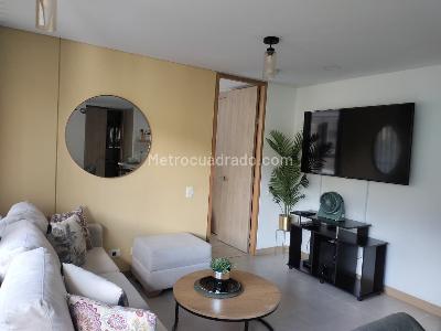 Apartamento de 3 alcobas en arriendo en Altos Del Poblado, Medellín, 78 m² · foto 4 de 18