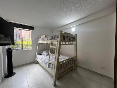 Apartamento de 2 alcobas en arriendo en El Poblado, Medellín, 80 m² · foto 12 de 16