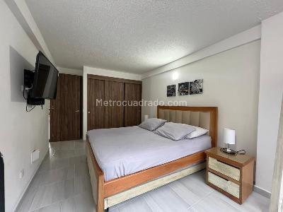 Apartamento de 2 alcobas en arriendo en El Poblado, Medellín, 80 m² · foto 13 de 16