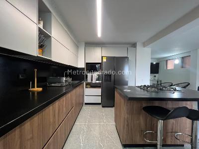 Apartamento de 2 alcobas en arriendo en El Poblado, Medellín, 80 m² · foto 8 de 16