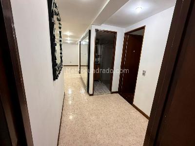 Apartamento de 3 alcobas en arriendo en El Diamante No. 2, Medellín, 120 m² · foto 6 de 11
