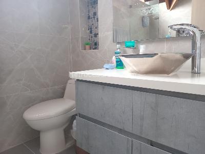 Casa de 4 alcobas en arriendo en El Poblado, Medellín, 375 m² · foto 17 de 20