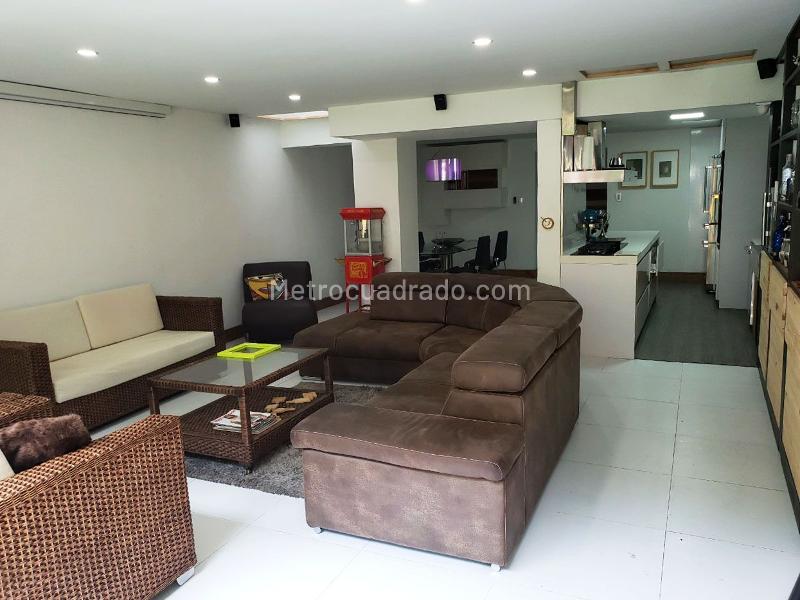 Furnished 3BR House in El Poblado Gated Unit with Amenities - 2