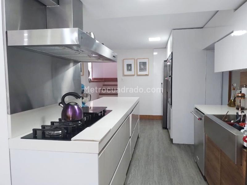 Furnished 3BR House in El Poblado Gated Unit with Amenities - 6