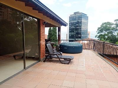 Casa de 4 alcobas en venta en El Poblado, Medellín, 400 m² · foto 17 de 19