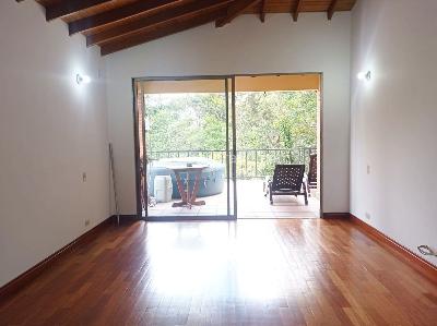 Casa de 4 alcobas en venta en El Poblado, Medellín, 400 m² · foto 7 de 19