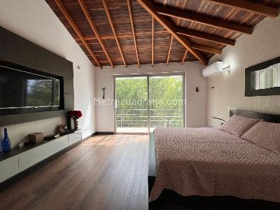 Casa de 4 alcobas en venta en Envigado, Envigado, 1200 m² · foto 10 de 18