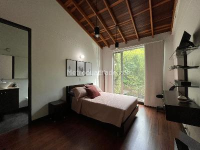 Casa de 4 alcobas en venta en Envigado, Envigado, 1200 m² · foto 12 de 18