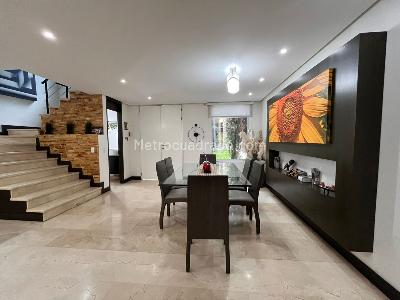 Casa de 4 alcobas en venta en Envigado, Envigado, 1200 m² · foto 5 de 18