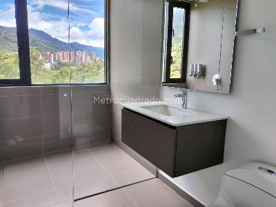 Apartamento de 2 alcobas en venta en Altos Del Poblado, Medellín, 106 m² · foto 15 de 16