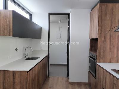 Apartamento de 2 alcobas en venta en Altos Del Poblado, Medellín, 106 m² · foto 4 de 16