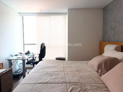 Apartamento de 2 alcobas en venta en El Poblado, Medellín, 92 m² · foto 11 de 19