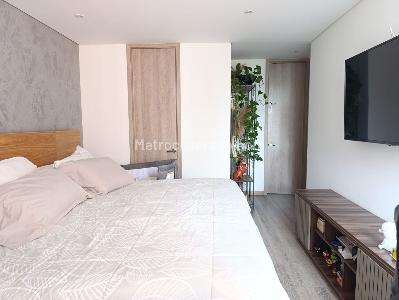 Apartamento de 2 alcobas en venta en El Poblado, Medellín, 92 m² · foto 13 de 19