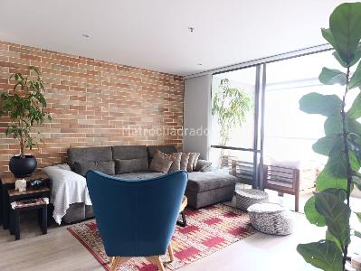 Apartamento de 2 alcobas en venta en El Poblado, Medellín, 92 m² · foto 2 de 19