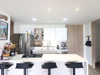 Apartamento de 2 alcobas en venta en El Poblado, Medellín, 92 m² · foto 9 de 19