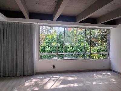 Apartamento de 1 alcoba en venta en La Florida, Medellín, 74 m² · foto 4 de 15