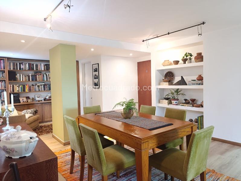 Cozy 2BR Apartment for Rent in El Poblado - 2