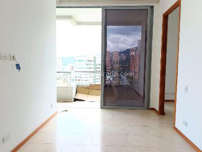 Apartamento de 1 alcoba en arriendo en El Tesoro, Medellín, 71 m² · foto 10 de 11