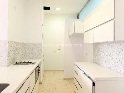 Apartamento de 1 alcoba en arriendo en El Tesoro, Medellín, 71 m² · foto 6 de 11