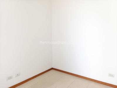 Apartamento de 1 alcoba en arriendo en El Tesoro, Medellín, 71 m² · foto 7 de 11