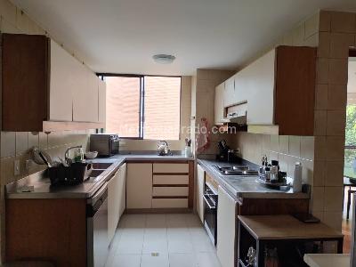 Apartamento de 4 alcobas en venta en El Poblado, Medellín, 277 m² · foto 5 de 19