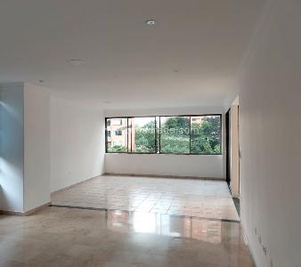 Apartamento de 3 alcobas en venta en El Poblado, Medellín, 250 m² · foto 7 de 16