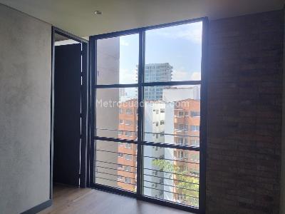 Apartamento de 2 alcobas en venta en El Poblado, Medellín, 100 m² · foto 13 de 19