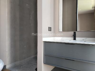 Apartamento de 2 alcobas en venta en El Poblado, Medellín, 100 m² · foto 17 de 19