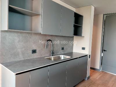 Apartamento de 2 alcobas en venta en El Poblado, Medellín, 100 m² · foto 7 de 19