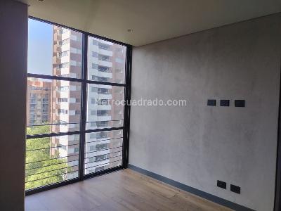 Apartamento de 2 alcobas en venta en El Poblado, Medellín, 100 m² · foto 9 de 19
