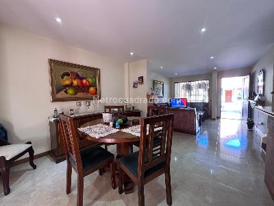 Casa de 3 alcobas en venta en Rionegro, Rionegro, 150 m² · foto 3 de 11