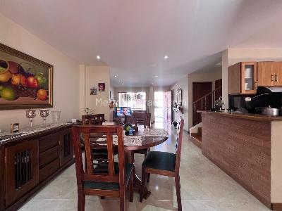 Casa de 3 alcobas en venta en Rionegro, Rionegro, 150 m² · foto 4 de 11
