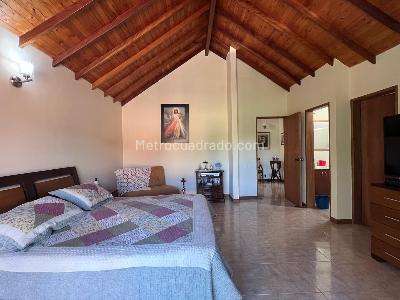 Casa de 3 alcobas en venta en Rionegro, Rionegro, 150 m² · foto 7 de 11