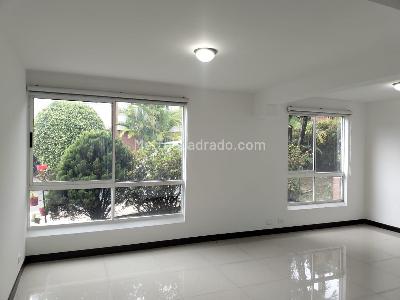 Casa en arriendo en El Poblado, Medellín · foto 2 de 15