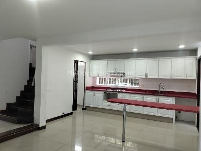 Casa en arriendo en El Poblado, Medellín · foto 5 de 15
