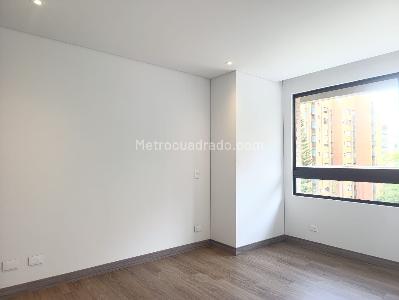 Apartamento de 2 alcobas en venta en El Poblado, Medellín, 90 m² · foto 10 de 15