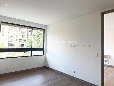 Apartamento de 2 alcobas en venta en El Poblado, Medellín, 90 m² · foto 11 de 15