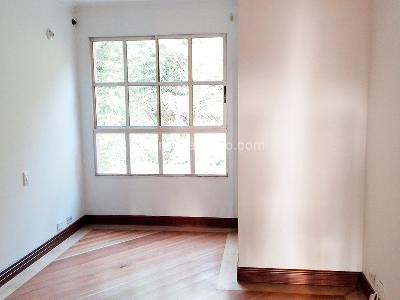 Casa de 4 alcobas en venta en El Poblado El Tesoro, Medellín, 450 m² · foto 11 de 17