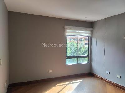 Apartamento en venta en El Poblado, Medellín · foto 8 de 14
