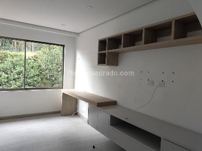Casa de 4 alcobas en venta en El Poblado, Medellín, 231 m² · foto 10 de 20
