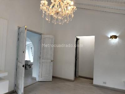 Casa de 4 alcobas en venta en El Poblado, Medellín, 231 m² · foto 12 de 20