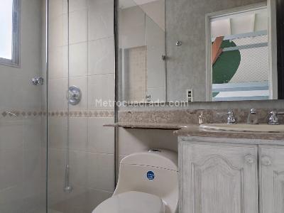 Casa de 4 alcobas en venta en El Poblado, Medellín, 231 m² · foto 18 de 20