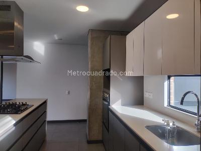 Apartamento de 2 alcobas en venta en La Florida, Medellín, 125 m² · foto 8 de 18