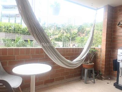Apartamento de 2 alcobas en venta en El Poblado, Medellín, 129 m² · foto 20 de 20