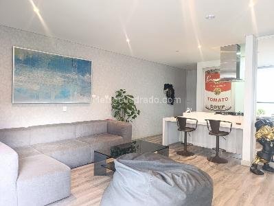 Apartamento de 1 alcoba en venta en El Poblado, Medellín, 72 m² · foto 2 de 20