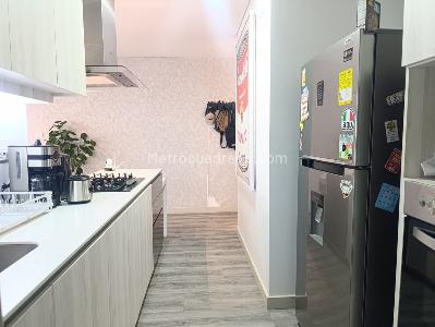 Apartamento de 1 alcoba en venta en El Poblado, Medellín, 72 m² · foto 8 de 20