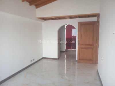 Apartamento de 3 alcobas en venta en El Poblado, Medellín, 148 m² · foto 10 de 17