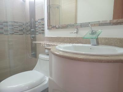 Apartamento de 3 alcobas en venta en El Poblado, Medellín, 148 m² · foto 16 de 17